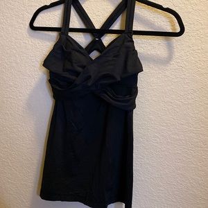 Size 4 Lululemon strappy back and built-in bra tank
